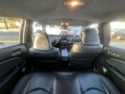 2020 Toyota Prius XLE   - Photo 7 - Inglewood, CA 90304