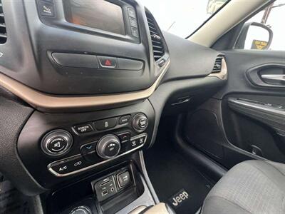 2015 Jeep Cherokee Latitude   - Photo 9 - Inglewood, CA 90304