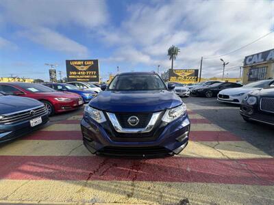 2019 Nissan Rogue SV   - Photo 2 - Inglewood, CA 90304