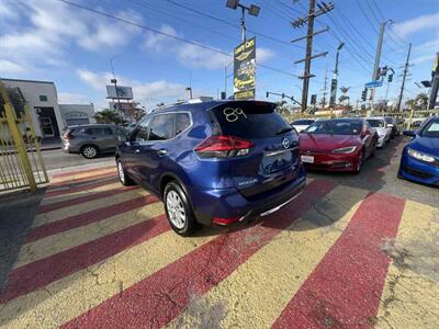 2019 Nissan Rogue SV   - Photo 5 - Inglewood, CA 90304