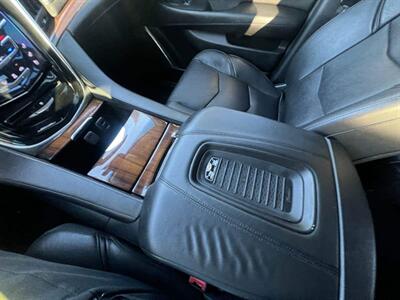 2018 Cadillac Escalade Luxury   - Photo 14 - Inglewood, CA 90304