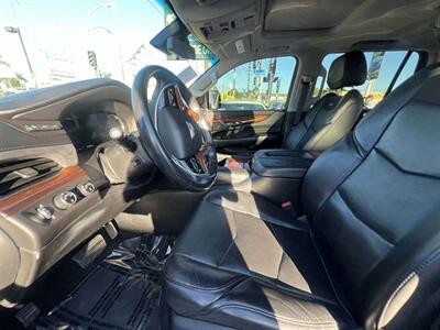 2018 Cadillac Escalade Luxury   - Photo 9 - Inglewood, CA 90304