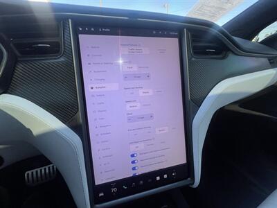 2019 Tesla Model X Performance   - Photo 27 - Inglewood, CA 90304