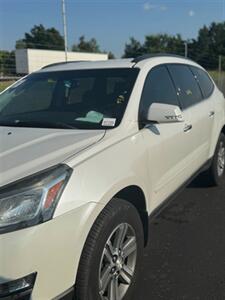 2017 Chevrolet Traverse LT   - Photo 5 - Savannah, TN 38372-9999