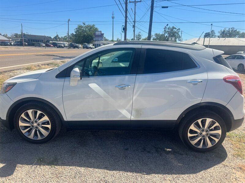 2018 Buick Encore Preferred - Photo 2 - Savannah, TN 38372-9999