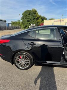 2013 Kia Optima SX  TURBO - Photo 8 - Savannah, TN 38372-9999