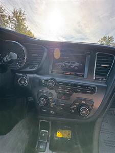 2013 Kia Optima SX  TURBO - Photo 12 - Savannah, TN 38372-9999