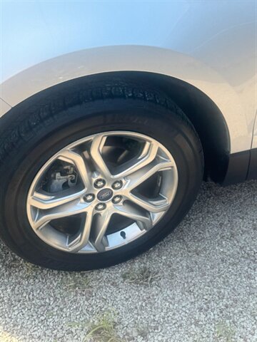 2017 Ford Edge Titanium - Photo 6 - Savannah, TN 38372-9999