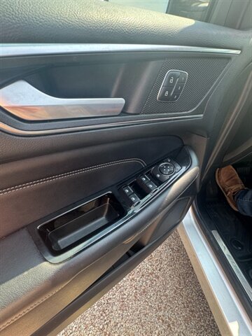 2017 Ford Edge Titanium - Photo 9 - Savannah, TN 38372-9999
