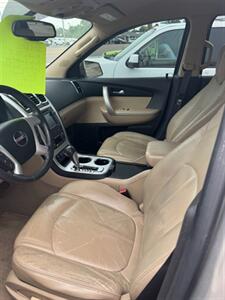 2011 GMC Acadia SLT-1   - Photo 15 - Savannah, TN 38372-9999