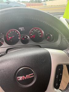 2011 GMC Acadia SLT-1   - Photo 12 - Savannah, TN 38372-9999