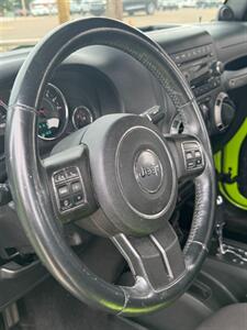 2013 Jeep Wrangler Sport   - Photo 12 - Savannah, TN 38372-9999