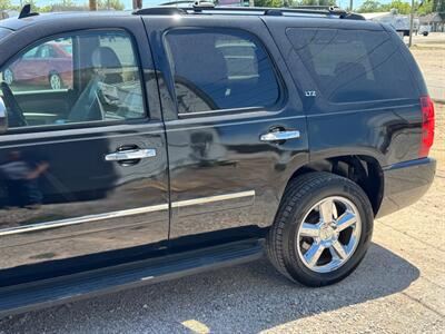 2011 Chevrolet Tahoe LTZ   - Photo 5 - Savannah, TN 38372-9999