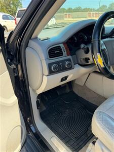 2011 Chevrolet Tahoe LTZ   - Photo 14 - Savannah, TN 38372-9999
