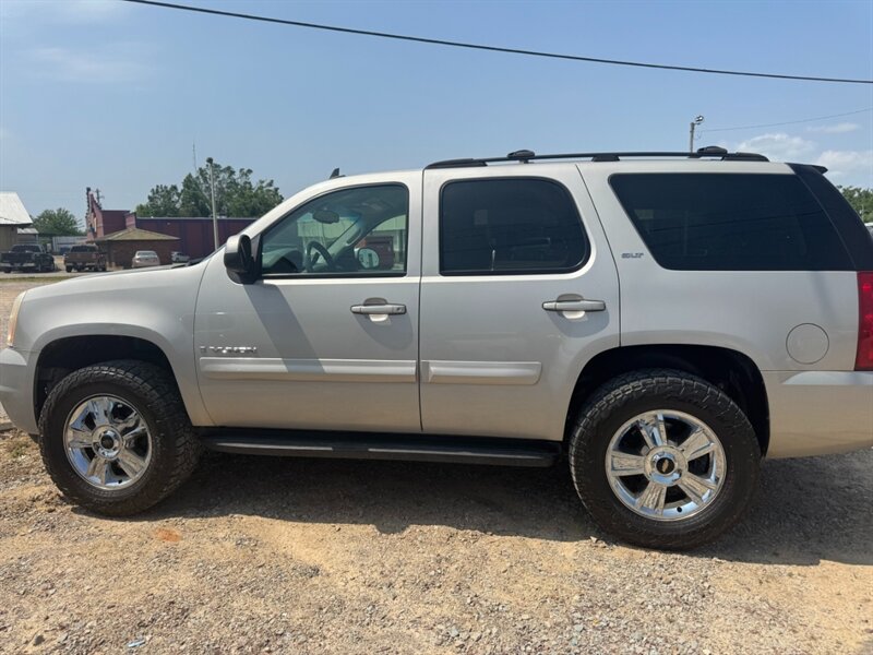 2007 GMC Yukon SLE  