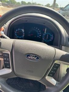2011 Ford Fusion SE   - Photo 12 - Savannah, TN 38372-9999