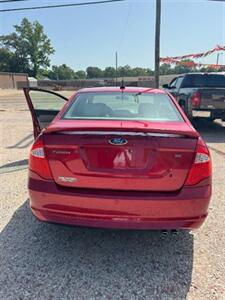 2011 Ford Fusion SE   - Photo 5 - Savannah, TN 38372-9999