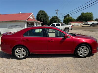 2011 Ford Fusion SE   - Photo 2 - Savannah, TN 38372-9999