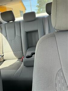 2011 Ford Fusion SE   - Photo 14 - Savannah, TN 38372-9999