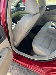 2011 Ford Fusion SE   - Photo 9 - Savannah, TN 38372-9999