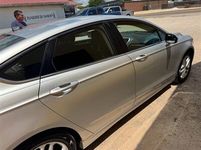 2014 Ford Fusion SE   - Photo 5 - Savannah, TN 38372-9999