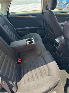 2014 Ford Fusion SE   - Photo 14 - Savannah, TN 38372-9999