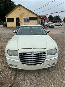 2008 Chrysler 300C HEMI   - Photo 1 - Savannah, TN 38372-9999