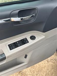 2006 Chrysler 300C   - Photo 10 - Savannah, TN 38372-9999