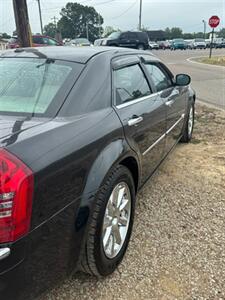 2006 Chrysler 300C   - Photo 7 - Savannah, TN 38372-9999
