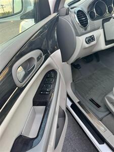 2017 Buick Enclave Premium   - Photo 7 - Savannah, TN 38372-9999