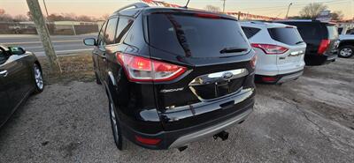 2014 Ford Escape Titanium   - Photo 4 - Savannah, TN 38372-9999