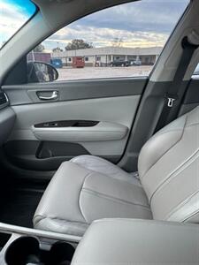 2016 Kia Optima EX - Photo 9 - Savannah, TN 38372-9999