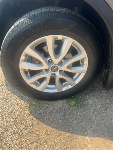 2019 Nissan Rogue S - Photo 17 - Savannah, TN 38372-9999