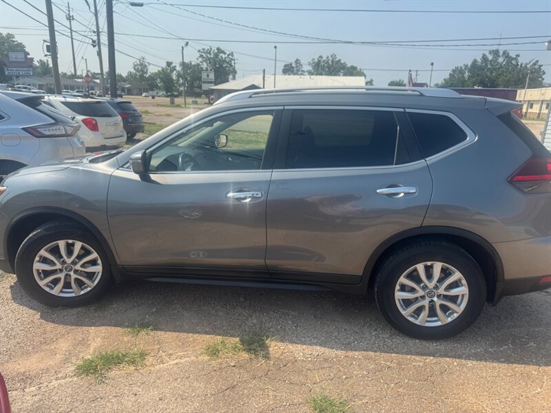 2019 Nissan Rogue S   - Photo 1 - Savannah, TN 38372-9999