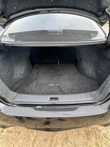 2014 Nissan Sentra SR   - Photo 12 - Savannah, TN 38372-9999