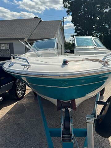 1994 Sea Ray open 20 foot Run About - Photo 3 - Savannah, TN 38372-9999