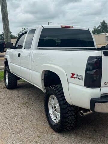 2006 Chevrolet Silverado 1500 Work Truck - Photo 8 - Savannah, TN 38372-9999