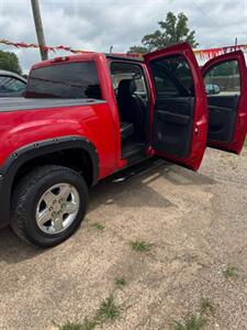 2011 GMC Sierra 1500 SLT   - Photo 9 - Savannah, TN 38372-9999