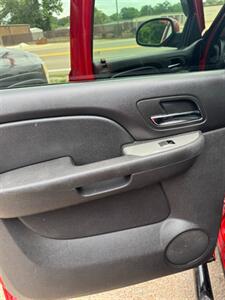 2011 GMC Sierra 1500 SLT   - Photo 31 - Savannah, TN 38372-9999