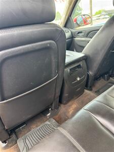 2011 GMC Sierra 1500 SLT   - Photo 26 - Savannah, TN 38372-9999
