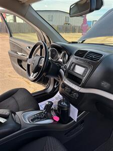 2020 Dodge Journey SE Value   - Photo 3 - Savannah, TN 38372-9999