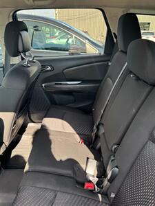 2020 Dodge Journey SE Value   - Photo 17 - Savannah, TN 38372-9999