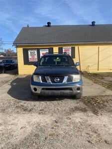 2005 Nissan Frontier SE 4dr Crew Cab SE  