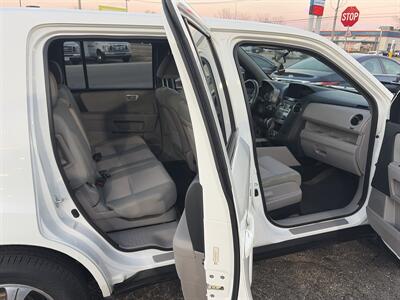 2015 Honda Pilot SE - Photo 10 - East Dundee, IL 60118