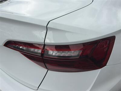 2020 Volkswagen Jetta R-Line   - Photo 24 - East Dundee, IL 60118