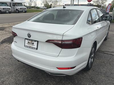 2020 Volkswagen Jetta R-Line   - Photo 7 - East Dundee, IL 60118