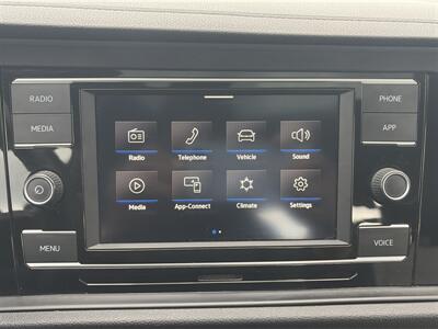 2020 Volkswagen Jetta R-Line   - Photo 17 - East Dundee, IL 60118