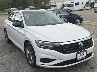 2020 Volkswagen Jetta R-Line   - Photo 1 - East Dundee, IL 60118
