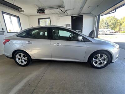 2014 Ford Focus SE   - Photo 4 - East Dundee, IL 60118