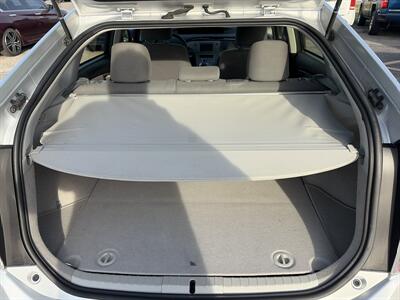 2014 Toyota Prius Two   - Photo 8 - East Dundee, IL 60118